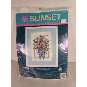 NEW 1991 Dimensions Sunset Tammy Locke Design Bordered Bouquet Needlepoint Kit
